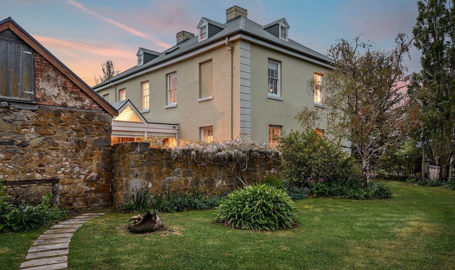 Cleveland House, 12787 Midland Highway, Cleveland TAS 7211